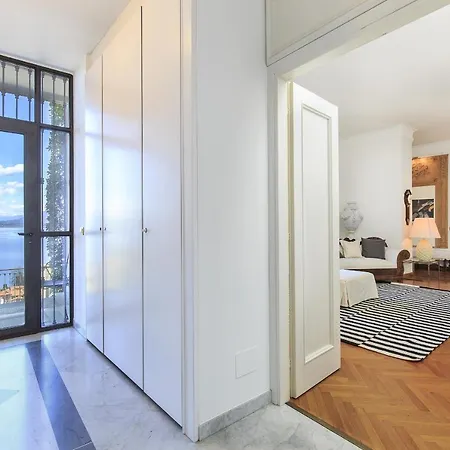 Villa Meina Lodge *